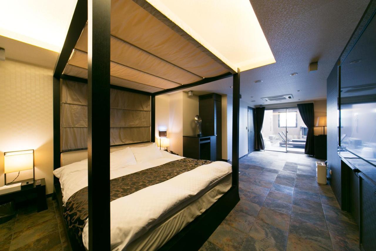 Hotel Lotus Toyonaka (Adults Only) Zewnętrze zdjęcie